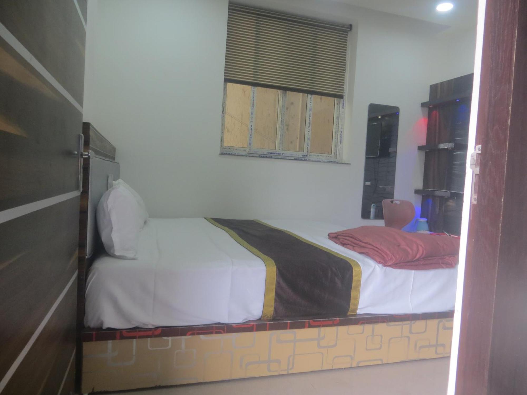 Rajmahal Resort Banquet Hall And Hotel Patna  Kültér fotó